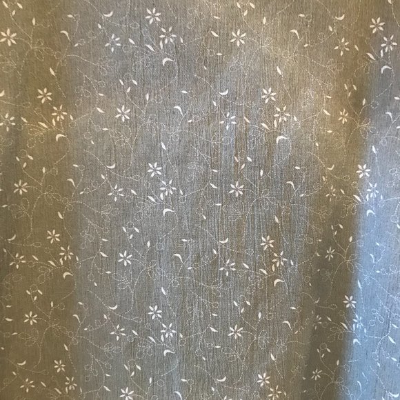 Jeno Neuman Woman's Casual Top - Picture 8 of 9